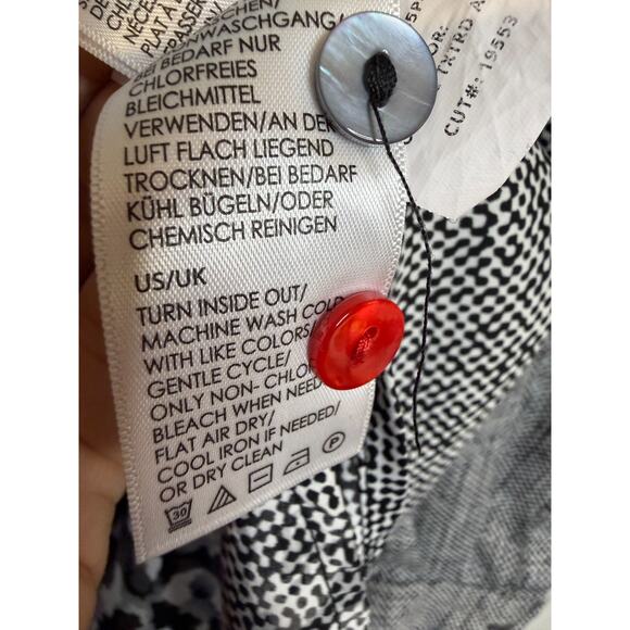 Liverpool Los Angeles Size MED Button Down White Black Red Print - Picture 3 of 7